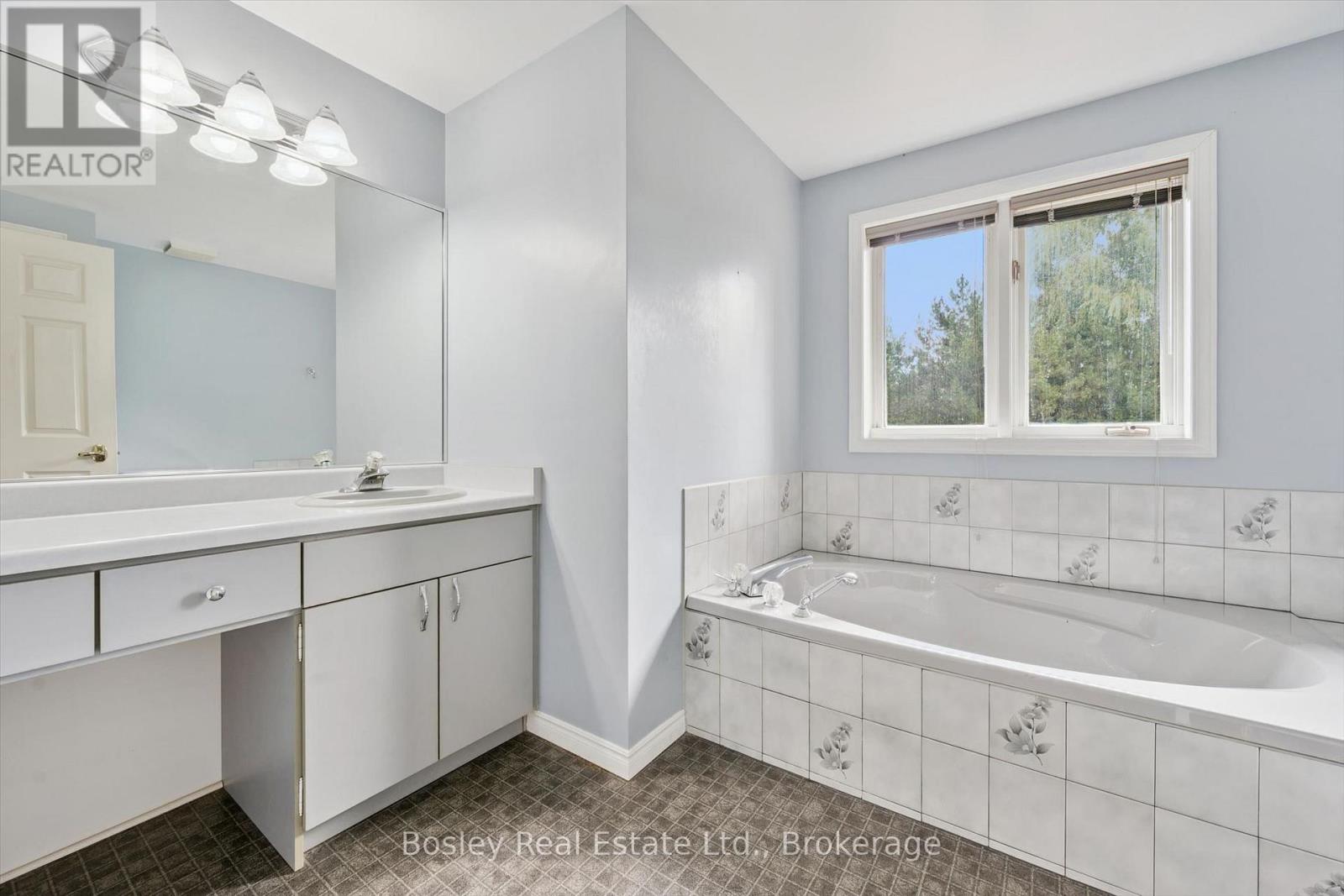 240 St Ann Avenue, Wilmot, Ontario  N0B 2L0 - Photo 27 - X13764364