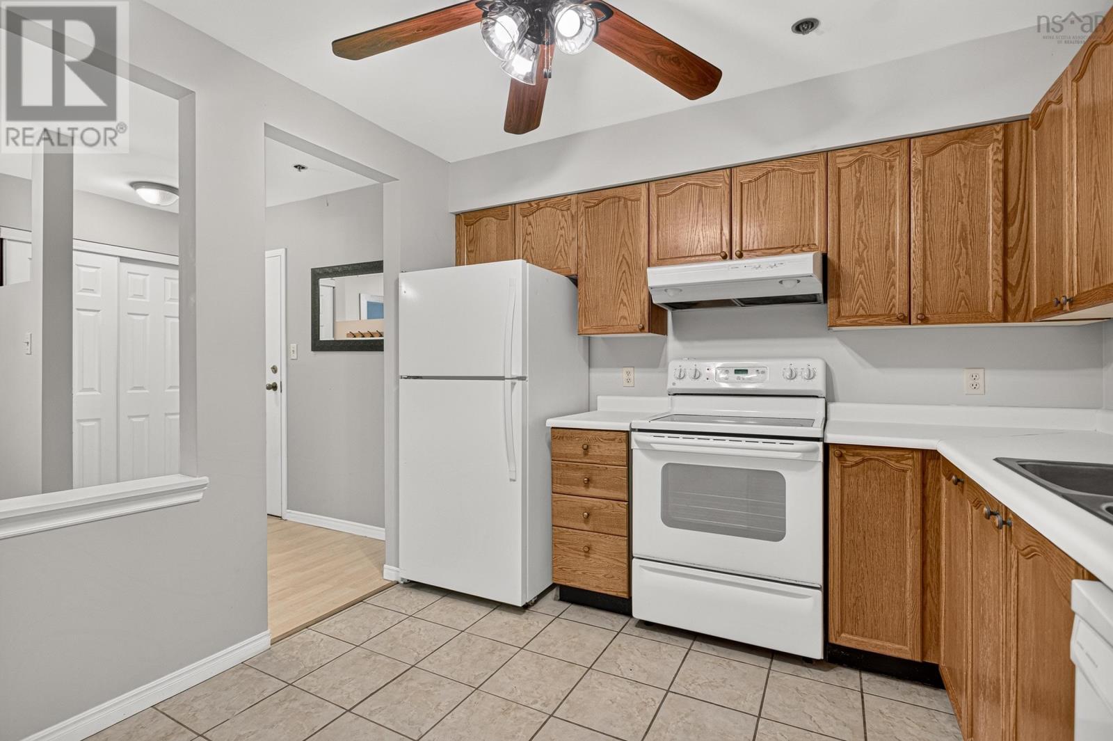 312 83 Kearney Lake Road, Halifax, Nova Scotia  B3M 4E6 - Photo 6 - 202622834