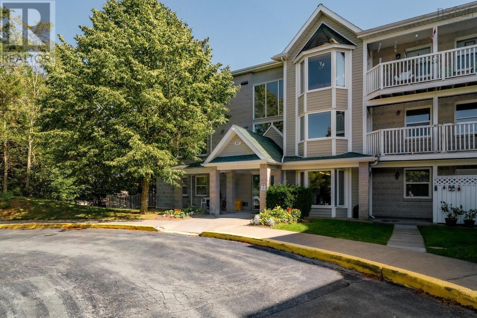 410 87 Kearney Lake Road, Halifax, Nova Scotia