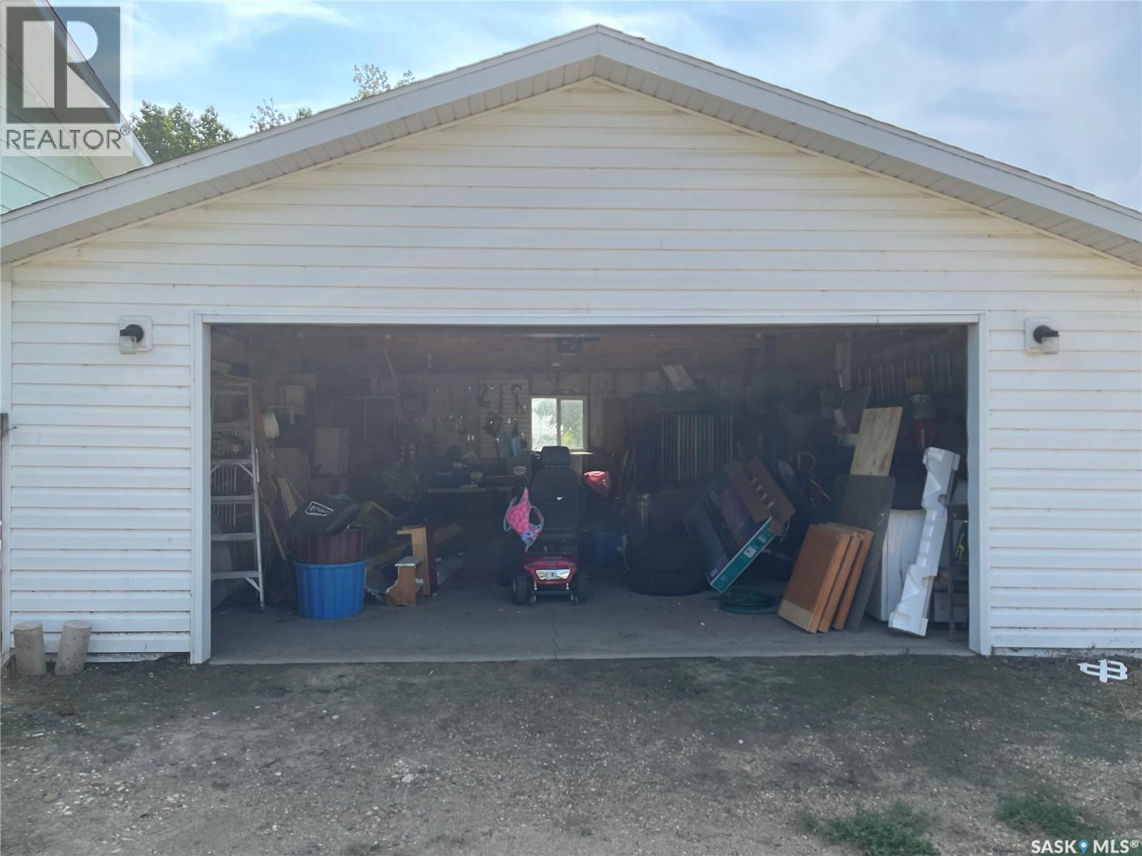 128 1st Avenue S, Coronach, Saskatchewan  S0H 0Z0 - Photo 42 - SK047997