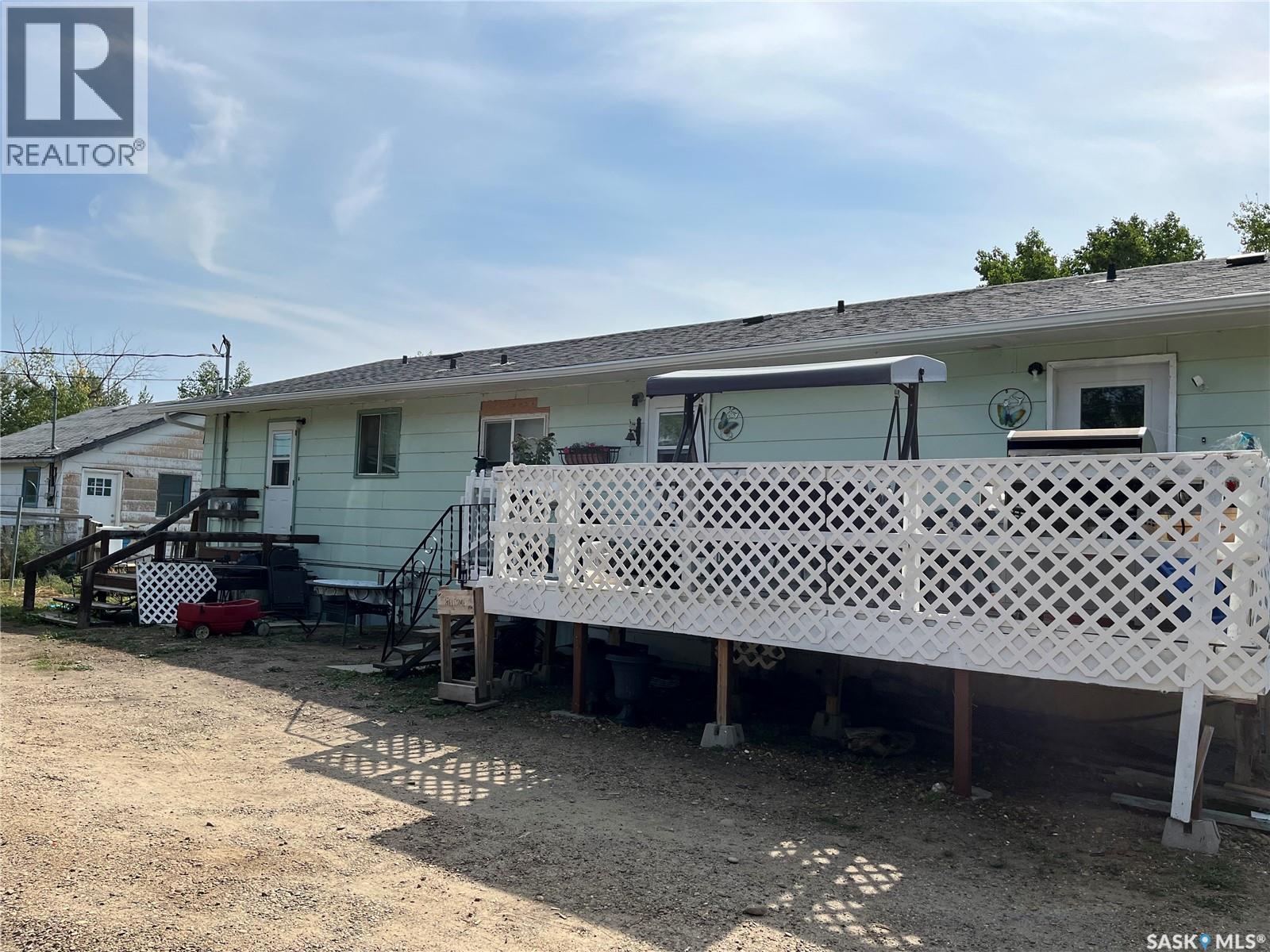 128 1st Avenue S, Coronach, Saskatchewan  S0H 0Z0 - Photo 45 - SK047997