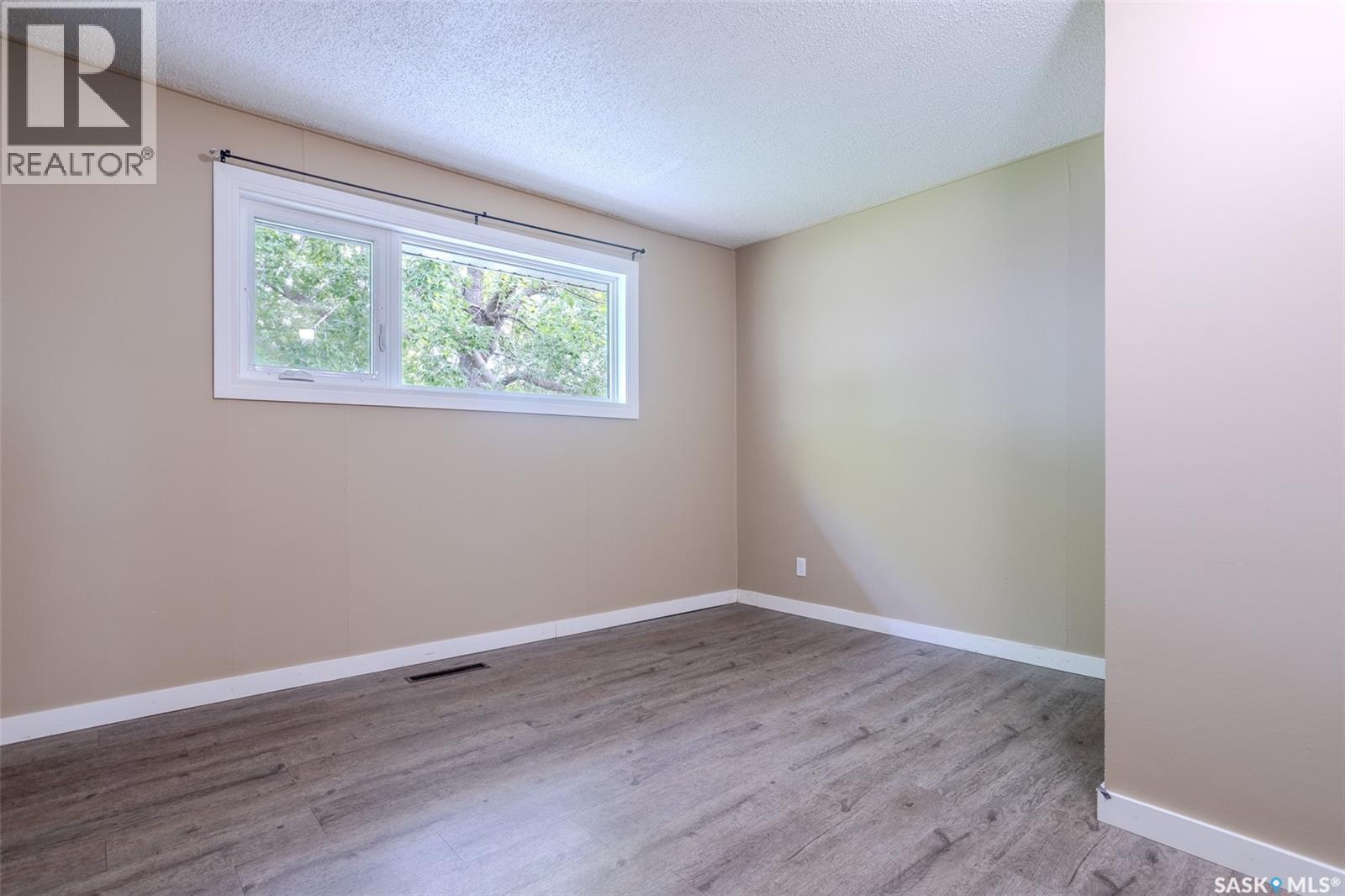 614 Q Avenue N, Saskatoon, Saskatchewan  S7L 2Y3 - Photo 25 - SK047887
