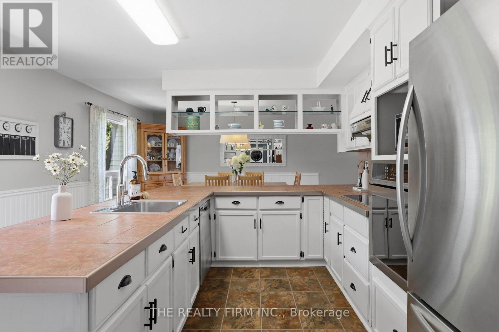 1 Hueston Drive, Thames Centre, Ontario  N0M 2P0 - Photo 11 - X13764402