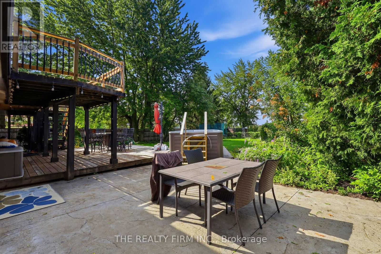 1 Hueston Drive, Thames Centre, Ontario  N0M 2P0 - Photo 25 - X13764402