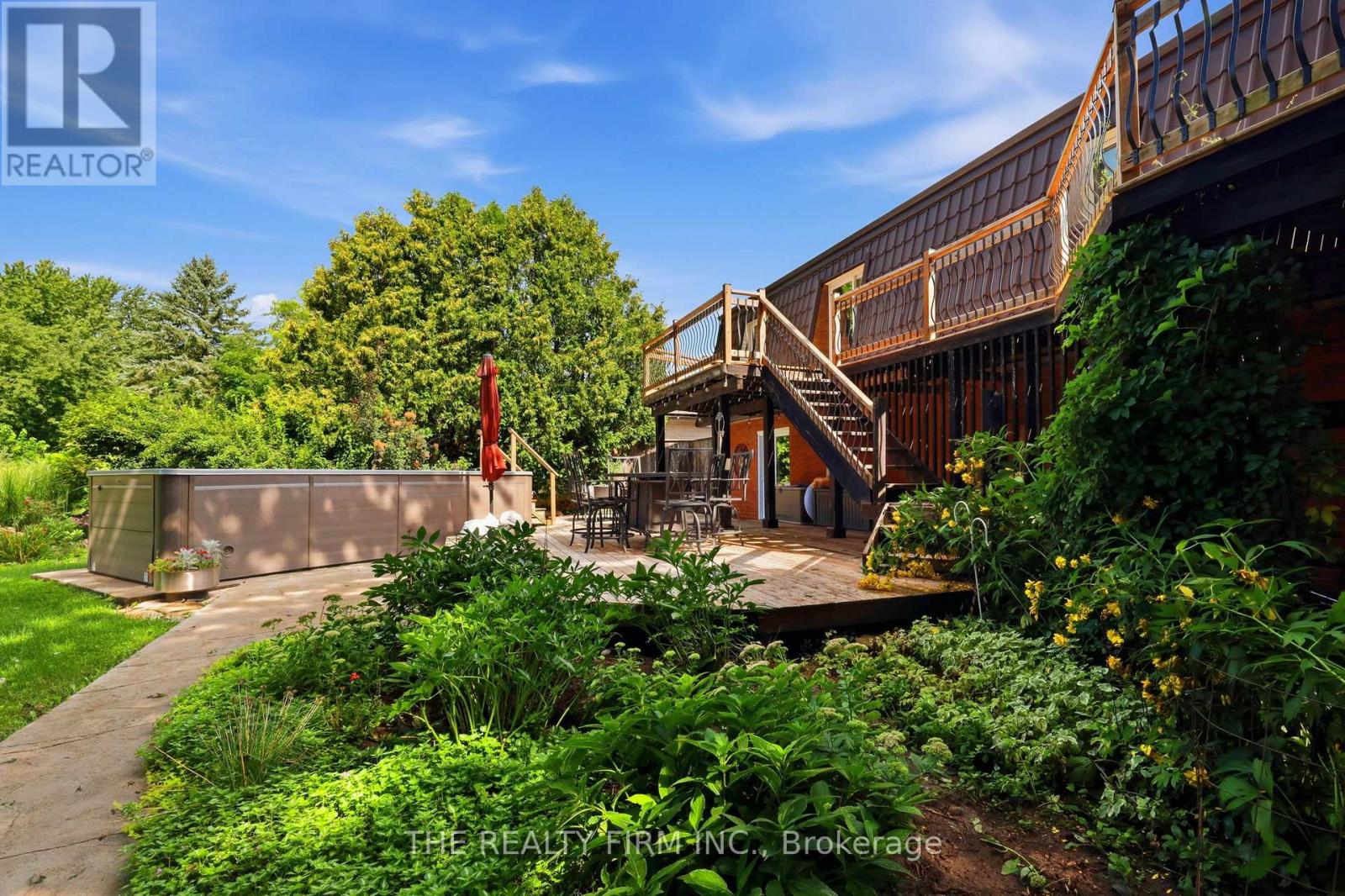 1 Hueston Drive, Thames Centre, Ontario  N0M 2P0 - Photo 26 - X13764402
