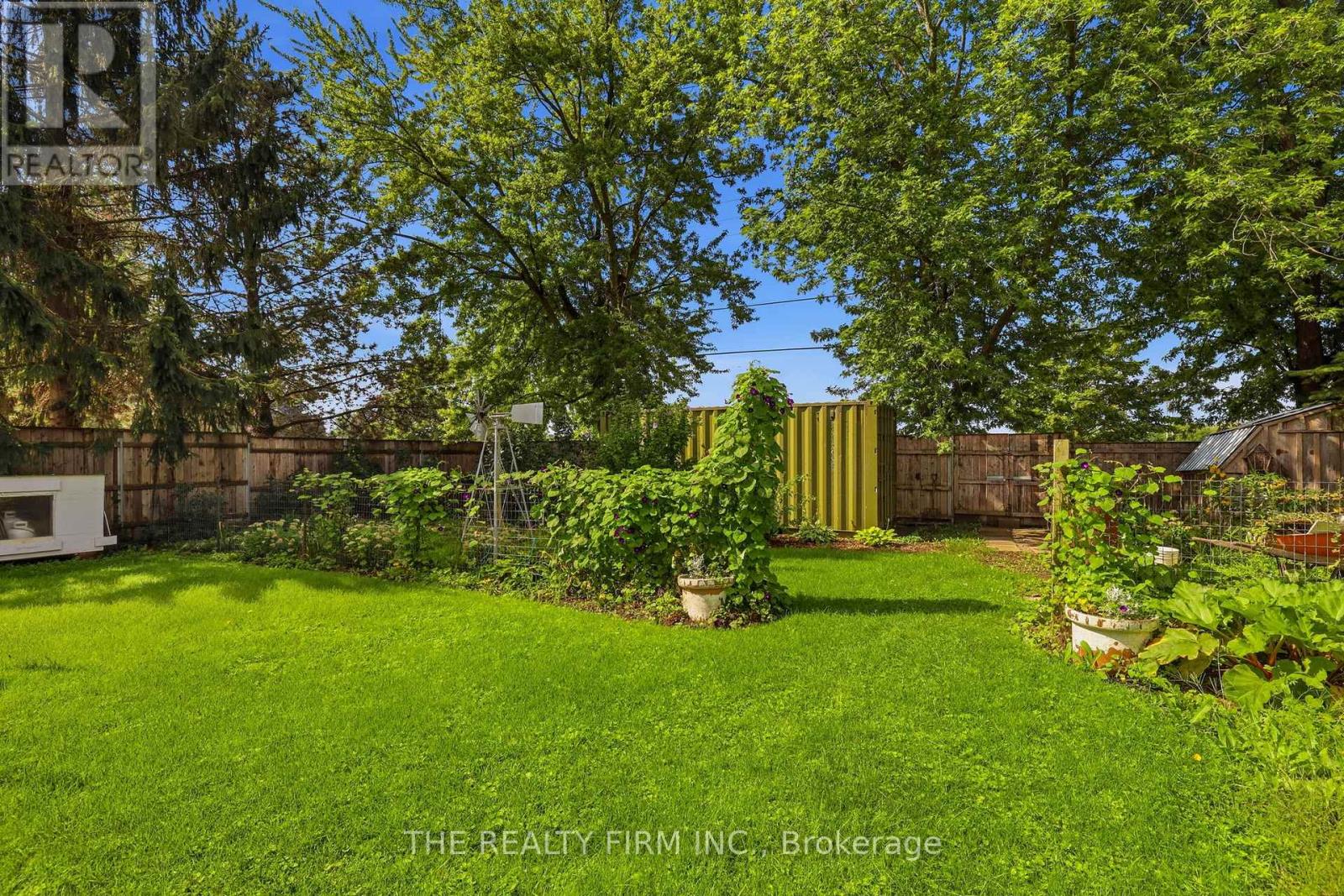 1 Hueston Drive, Thames Centre, Ontario  N0M 2P0 - Photo 27 - X13764402