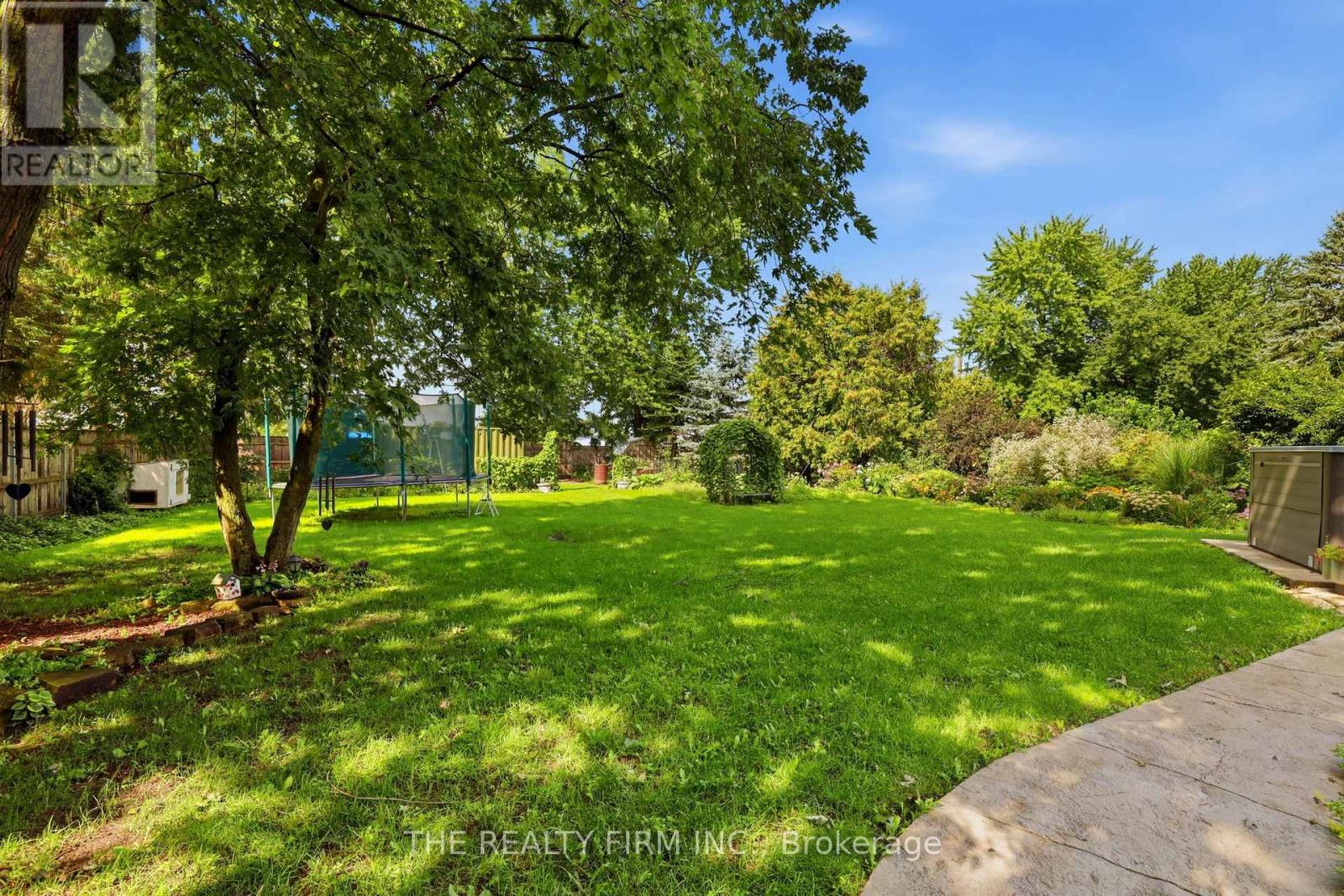 1 Hueston Drive, Thames Centre, Ontario  N0M 2P0 - Photo 28 - X13764402