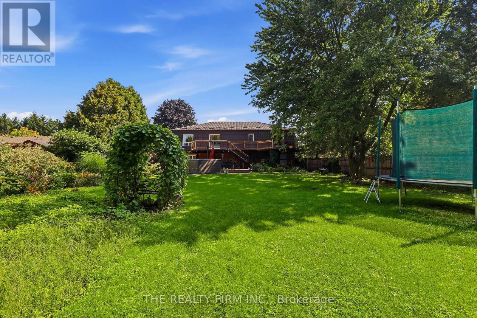 1 Hueston Drive, Thames Centre, Ontario  N0M 2P0 - Photo 29 - X13764402