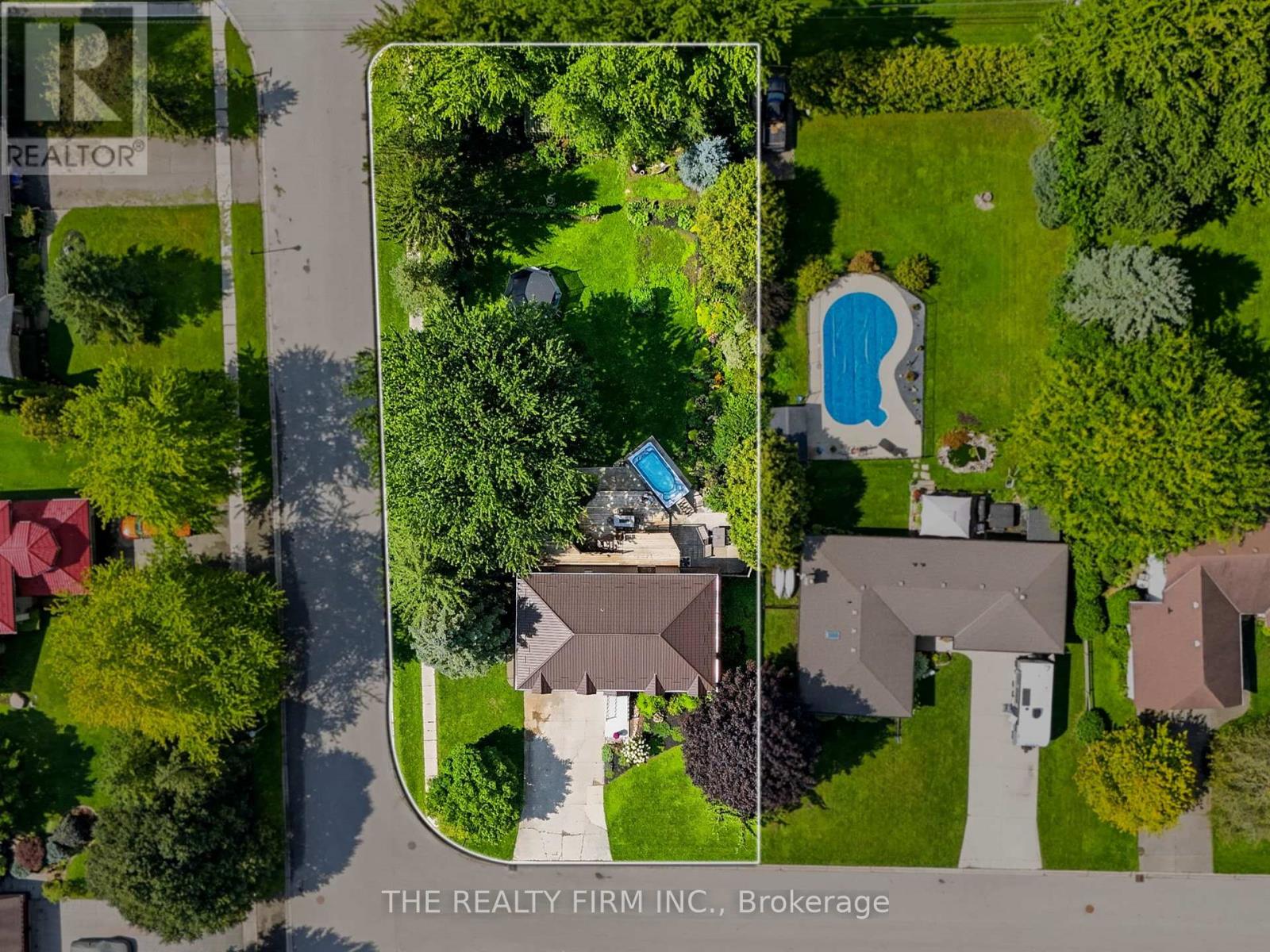 1 Hueston Drive, Thames Centre, Ontario  N0M 2P0 - Photo 31 - X13764402