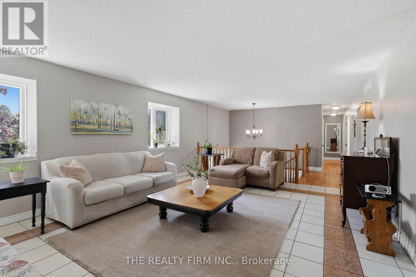 1 Hueston Drive, Thames Centre, Ontario  N0M 2P0 - Photo 7 - X13764402