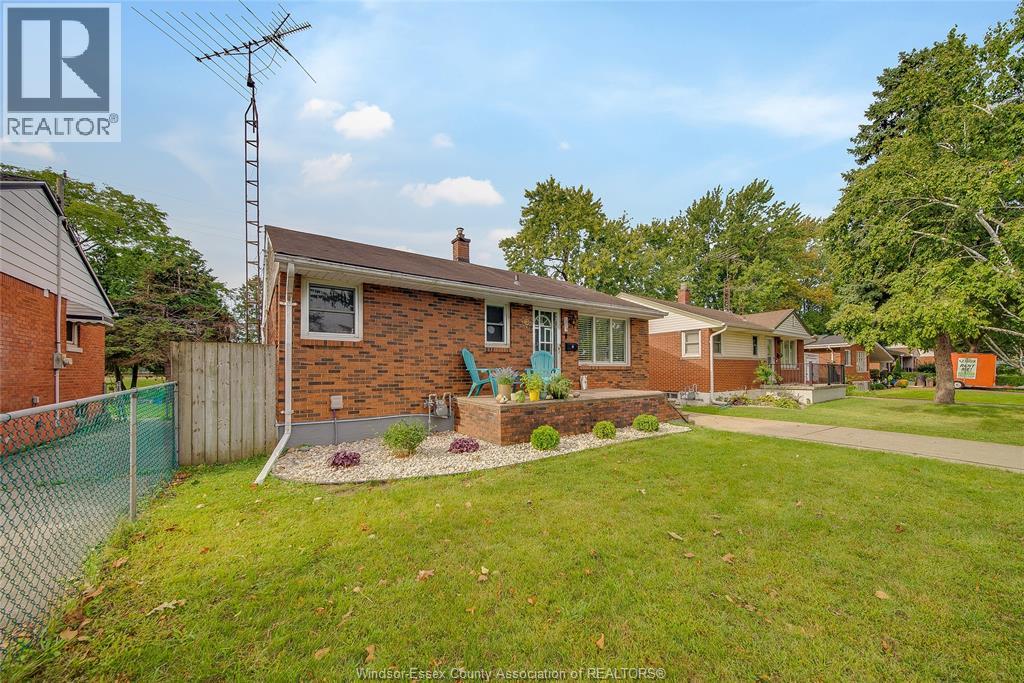 1215 Chappell Unit# Lower, Windsor, Ontario  N9C 3C8 - Photo 16 - 26021722