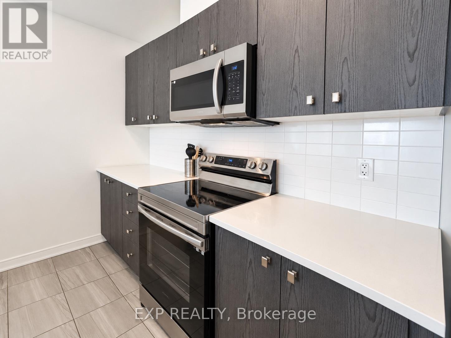 3 Red Maple Lane, Barrie (Innis-Shore), Ontario  L4N 0H7 - Photo 7 - S13764420