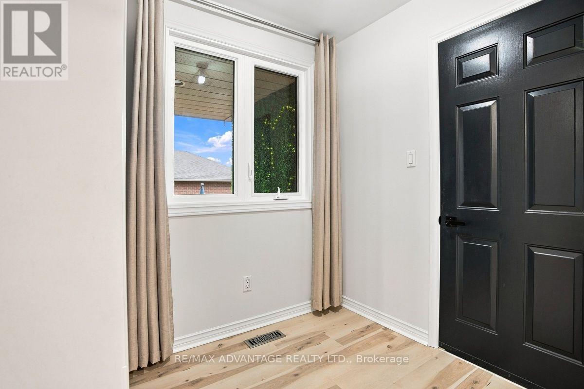 9 - 2 Cadeau Terrace, London South, Ontario  N6K 4G1 - Photo 31 - X13749128