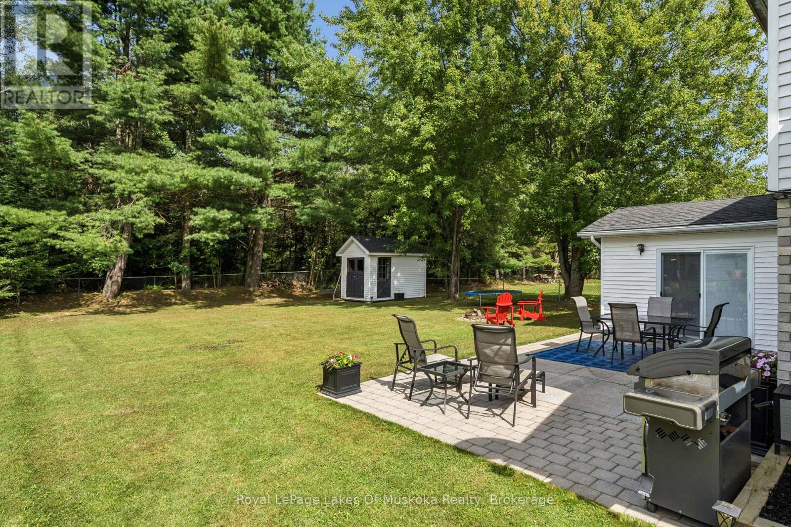 23 Maypark Drive, Bracebridge (Monck (Bracebridge)), Ontario  P1L 1C3 - Photo 3 - X13764388