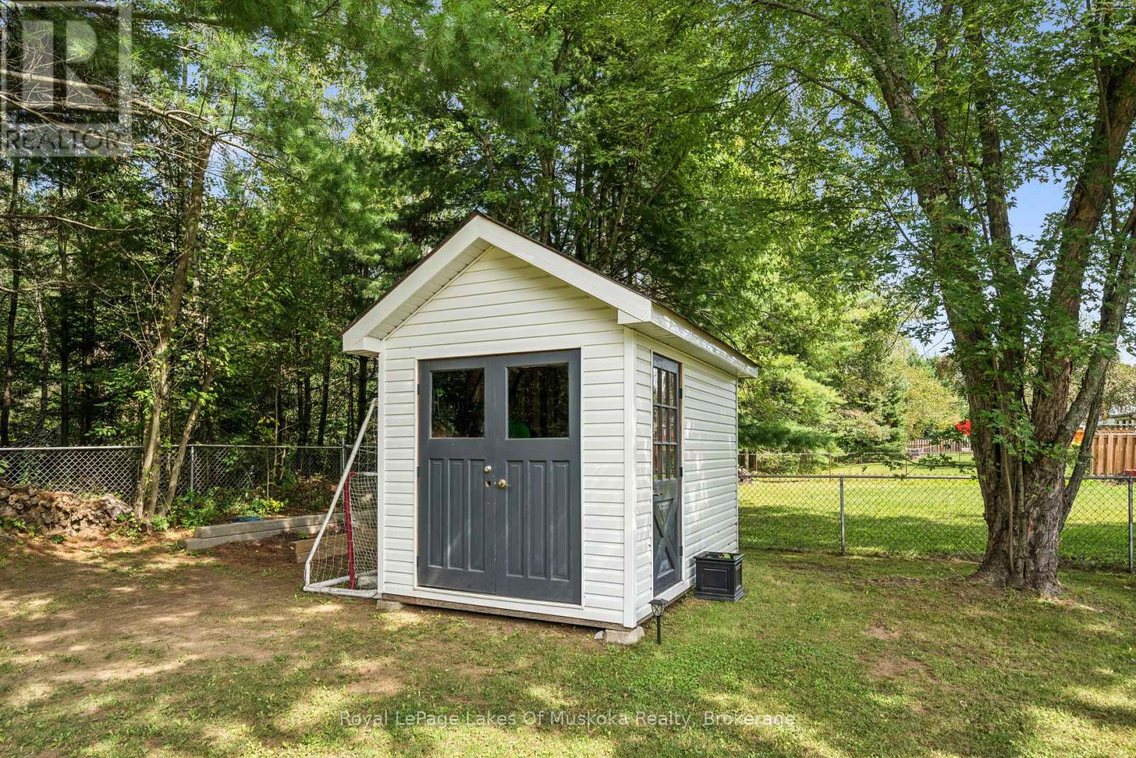 23 Maypark Drive, Bracebridge (Monck (Bracebridge)), Ontario  P1L 1C3 - Photo 32 - X13764388