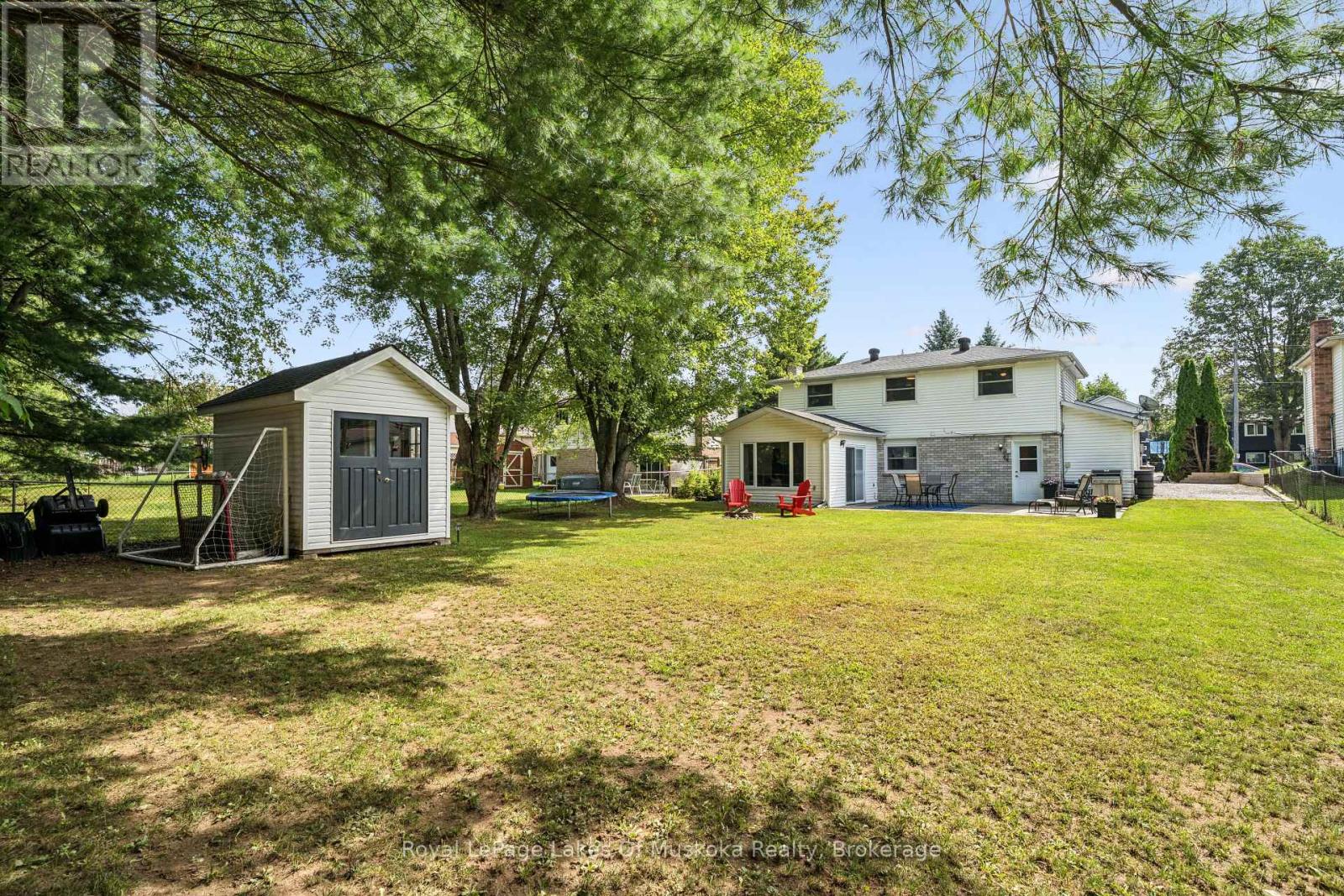 23 Maypark Drive, Bracebridge (Monck (Bracebridge)), Ontario  P1L 1C3 - Photo 4 - X13764388