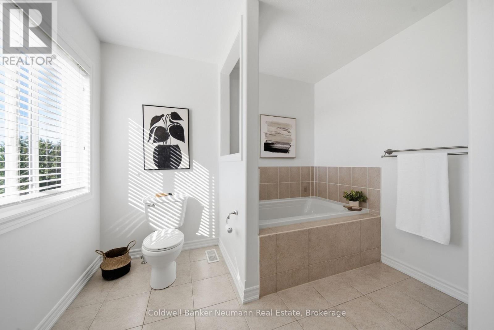 21 Trimble Crescent, Guelph (Grange Road), Ontario  N1E 0H2 - Photo 25 - X13764422