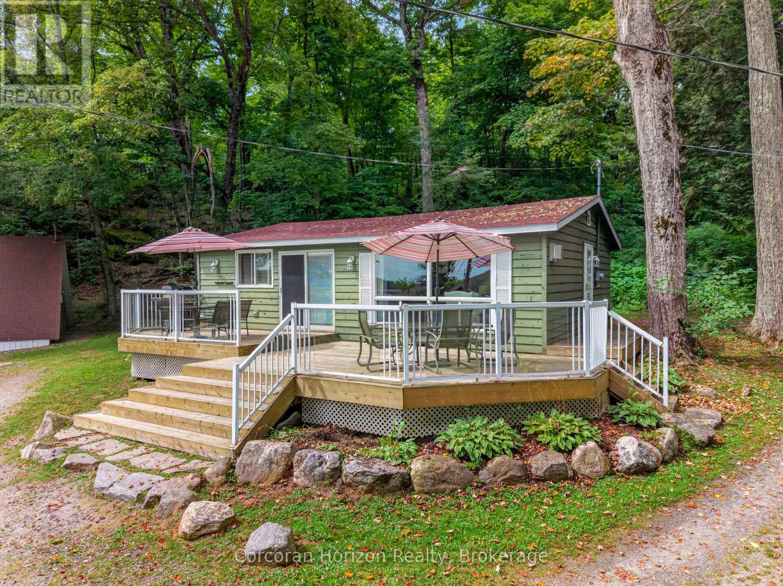 4 - 7 Silver Point Road, Seguin, Ontario  P2A 2W8 - Photo 1 - X13764448
