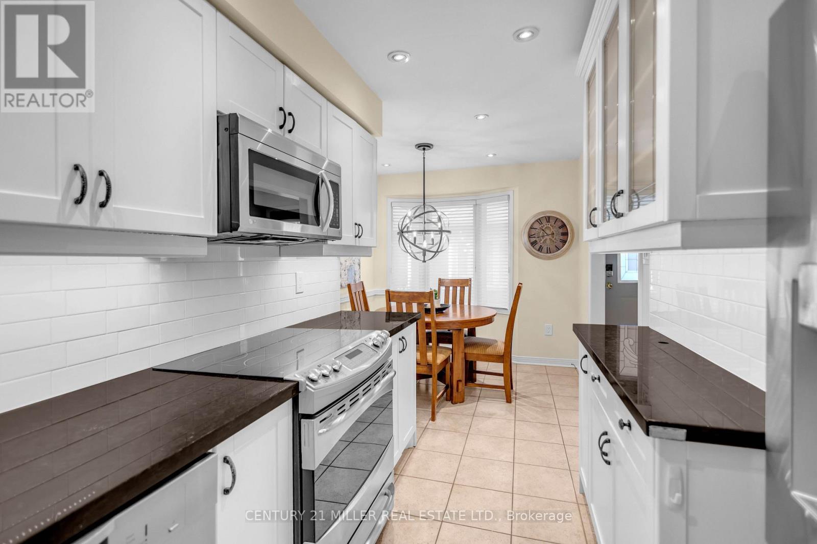4 - 2175 Country Club Drive, Burlington, Ontario  L7M 4H9 - Photo 11 - W13764382