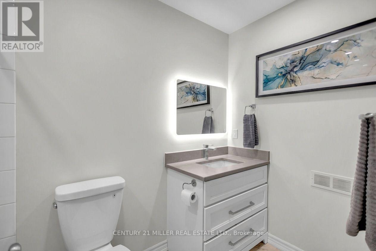 4 - 2175 Country Club Drive, Burlington, Ontario  L7M 4H9 - Photo 18 - W13764382