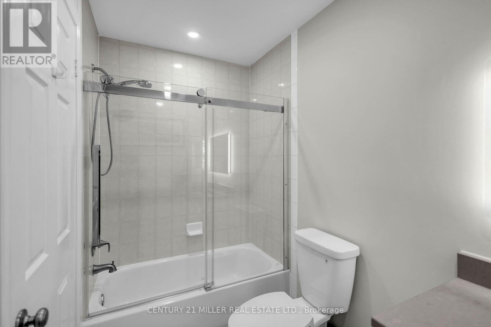 4 - 2175 Country Club Drive, Burlington, Ontario  L7M 4H9 - Photo 19 - W13764382