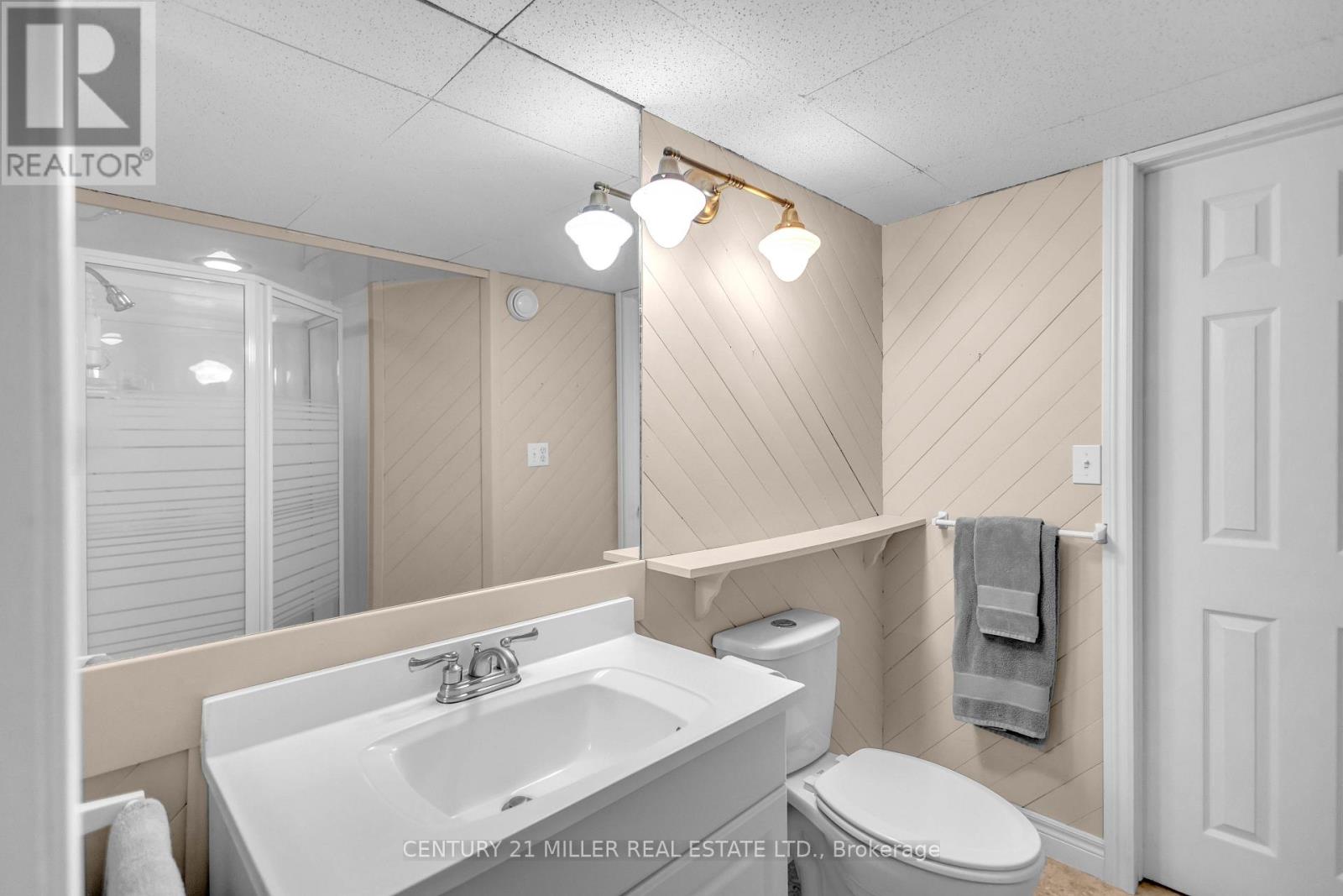 4 - 2175 Country Club Drive, Burlington, Ontario  L7M 4H9 - Photo 26 - W13764382
