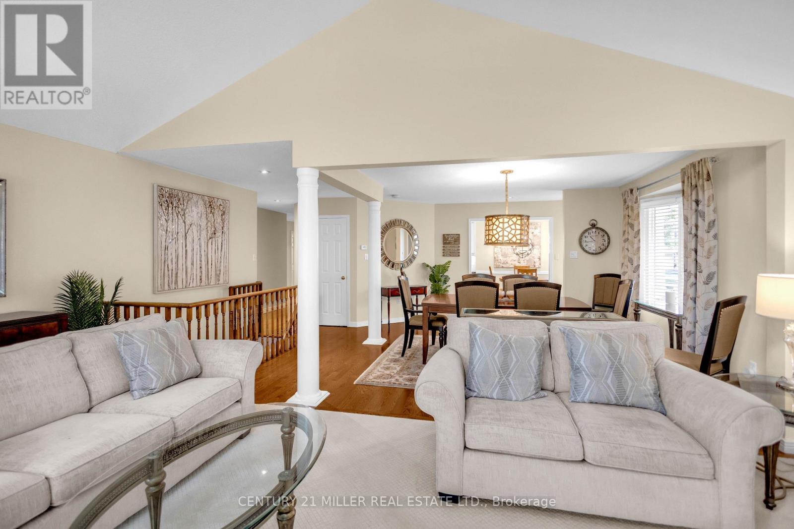 4 - 2175 Country Club Drive, Burlington, Ontario  L7M 4H9 - Photo 7 - W13764382
