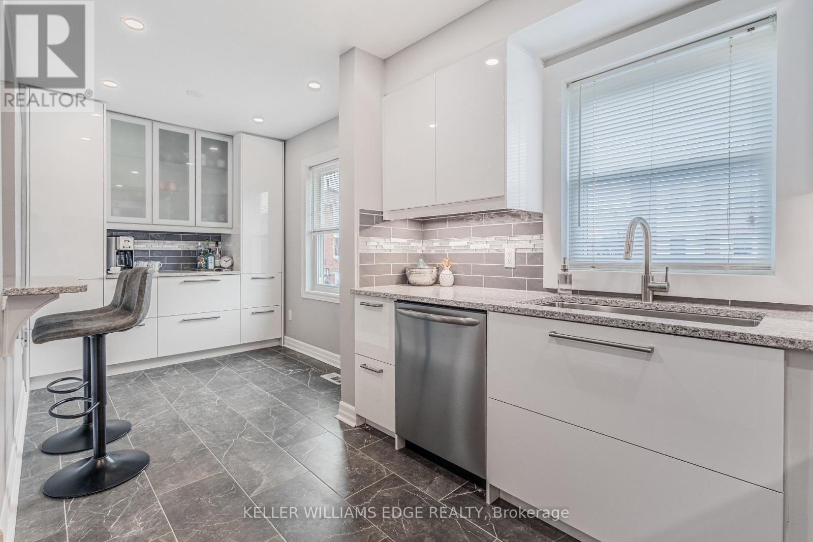 #98 - 333 Meadows Boulevard, Mississauga, Ontario  L4Z 1G9 - Photo 10 - W13764394