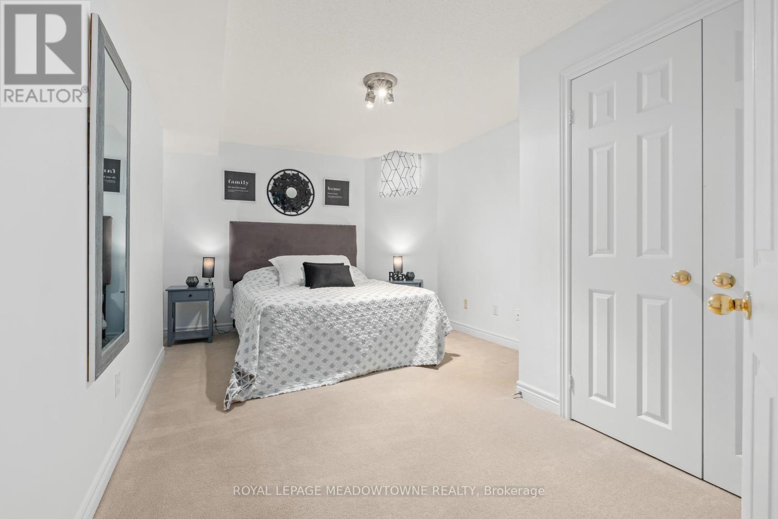 69 Chaplin Crescent, Halton Hills, Ontario  L7G 5V6 - Photo 32 - W13764408