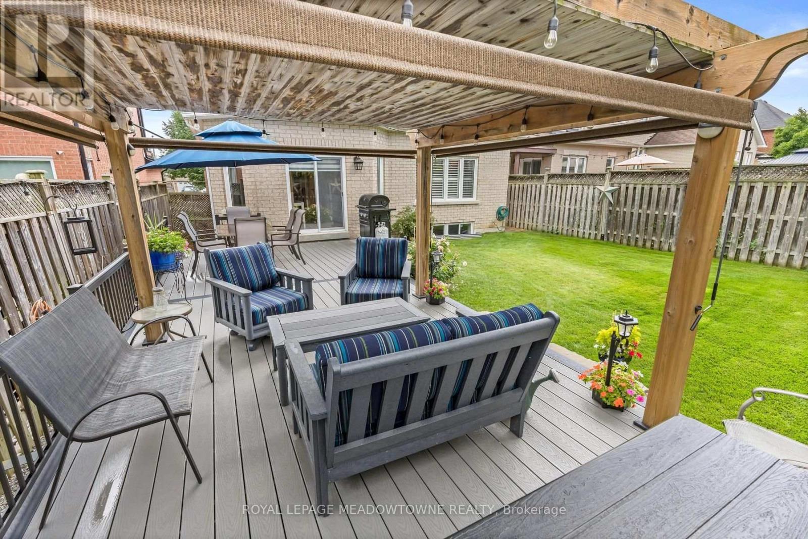 69 Chaplin Crescent, Halton Hills, Ontario  L7G 5V6 - Photo 42 - W13764408