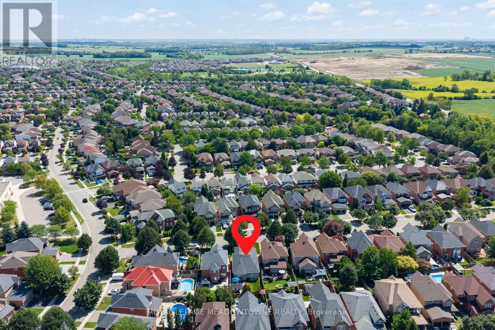 69 Chaplin Crescent, Halton Hills, Ontario  L7G 5V6 - Photo 45 - W13764408