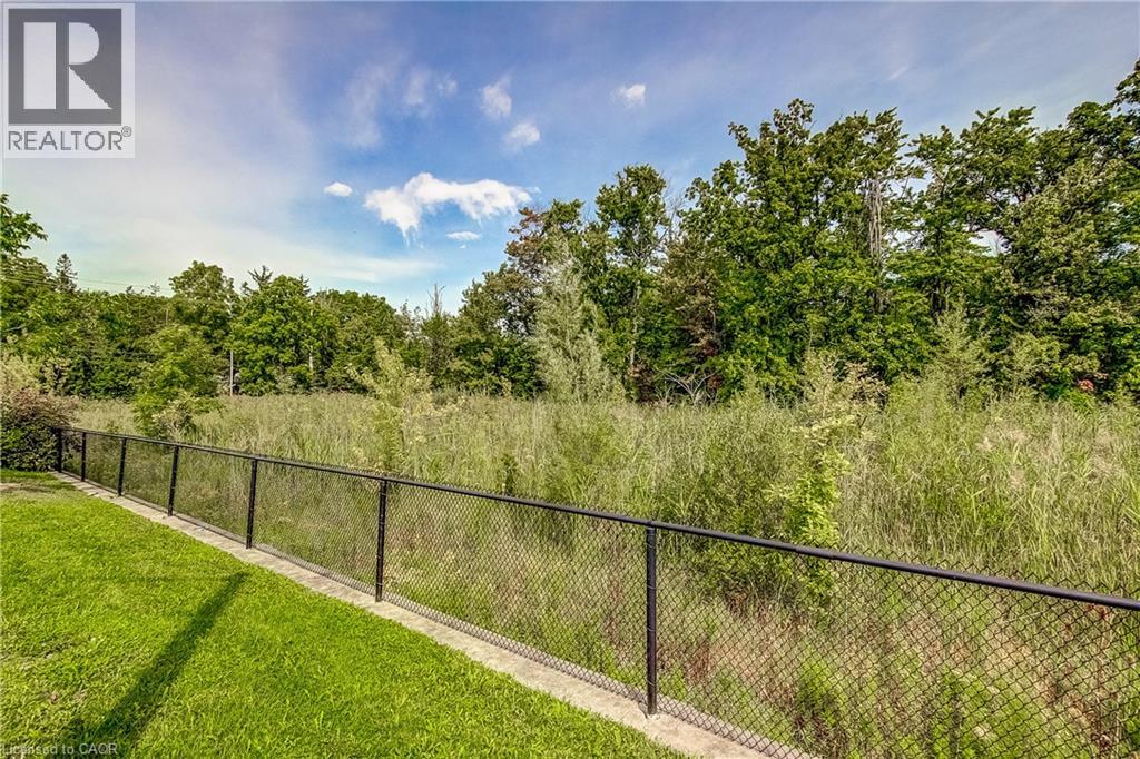 230 Avonsyde Boulevard Unit# 3, Waterdown, Ontario  L8B 1T9 - Photo 41 - 40861541