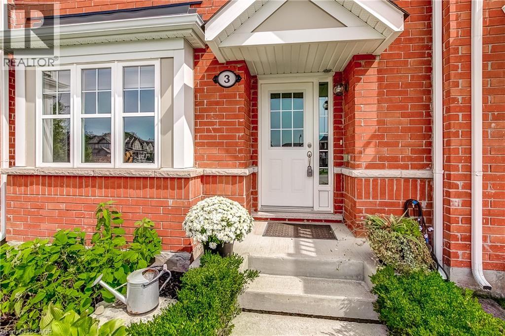 230 Avonsyde Boulevard Unit# 3, Waterdown, Ontario  L8B 1T9 - Photo 3 - 40861541