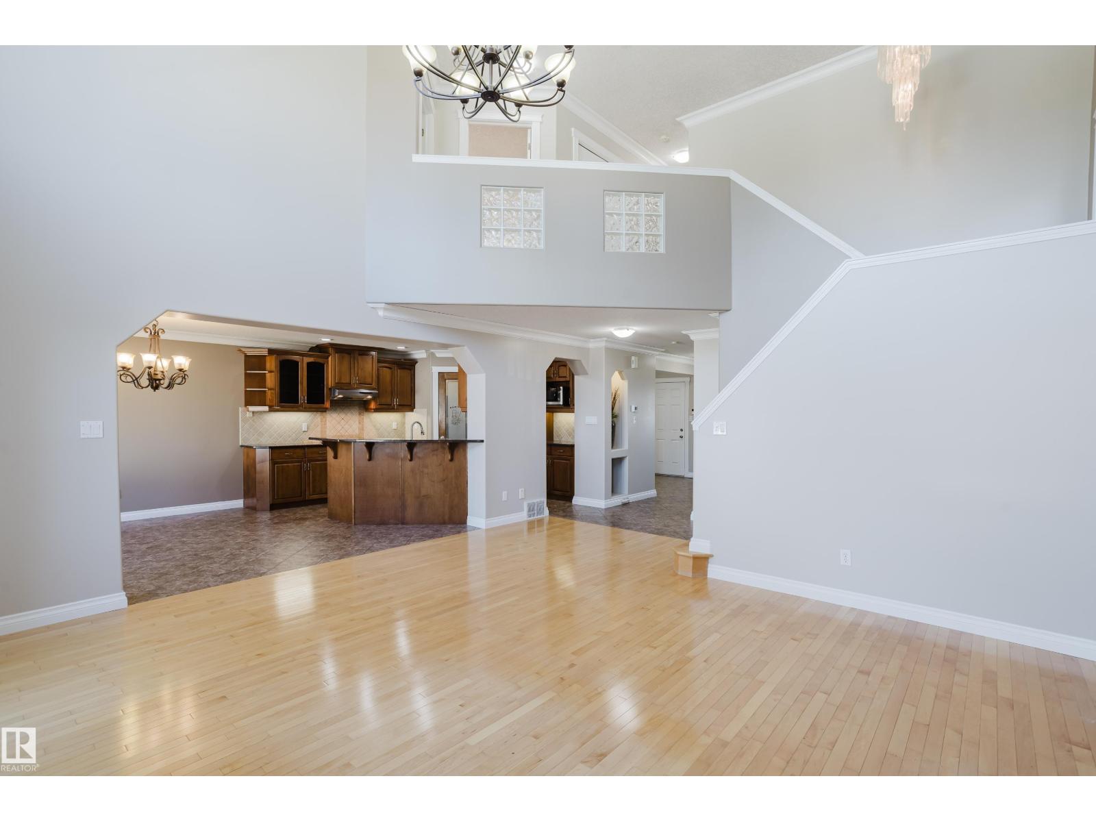 11616 174 AV NW, edmonton, Alberta