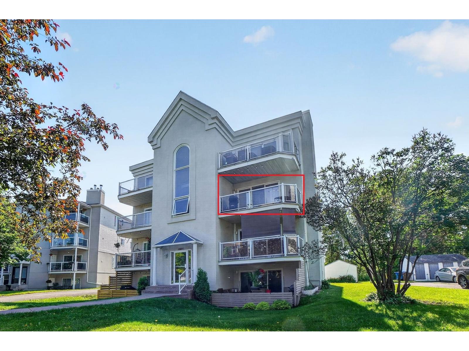 965 Rue des Faucons|#302 Sainte-Catherine Quebec Canada J5C1R9 2