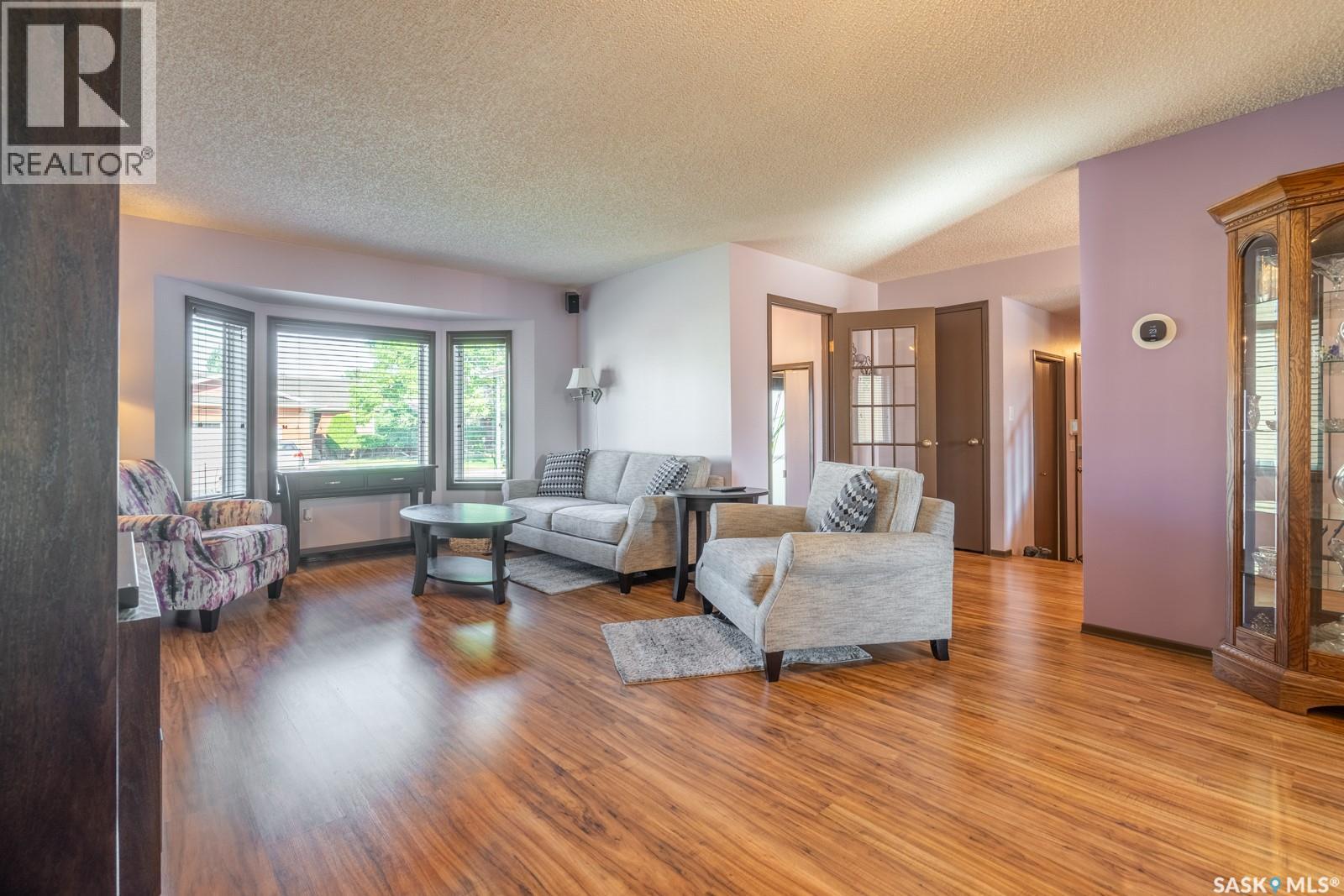 3042 Zaran Crescent, Regina, Saskatchewan  S4V 1Y4 - Photo 5 - SK047690