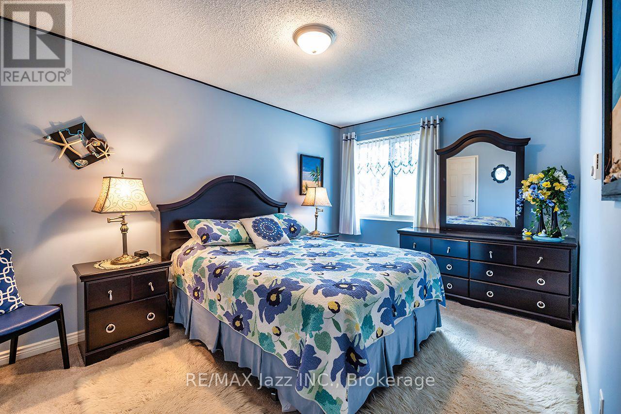304 - 131 Taunton Road E, Oshawa (Centennial), Ontario  L1G 3T8 - Photo 17 - E13764532