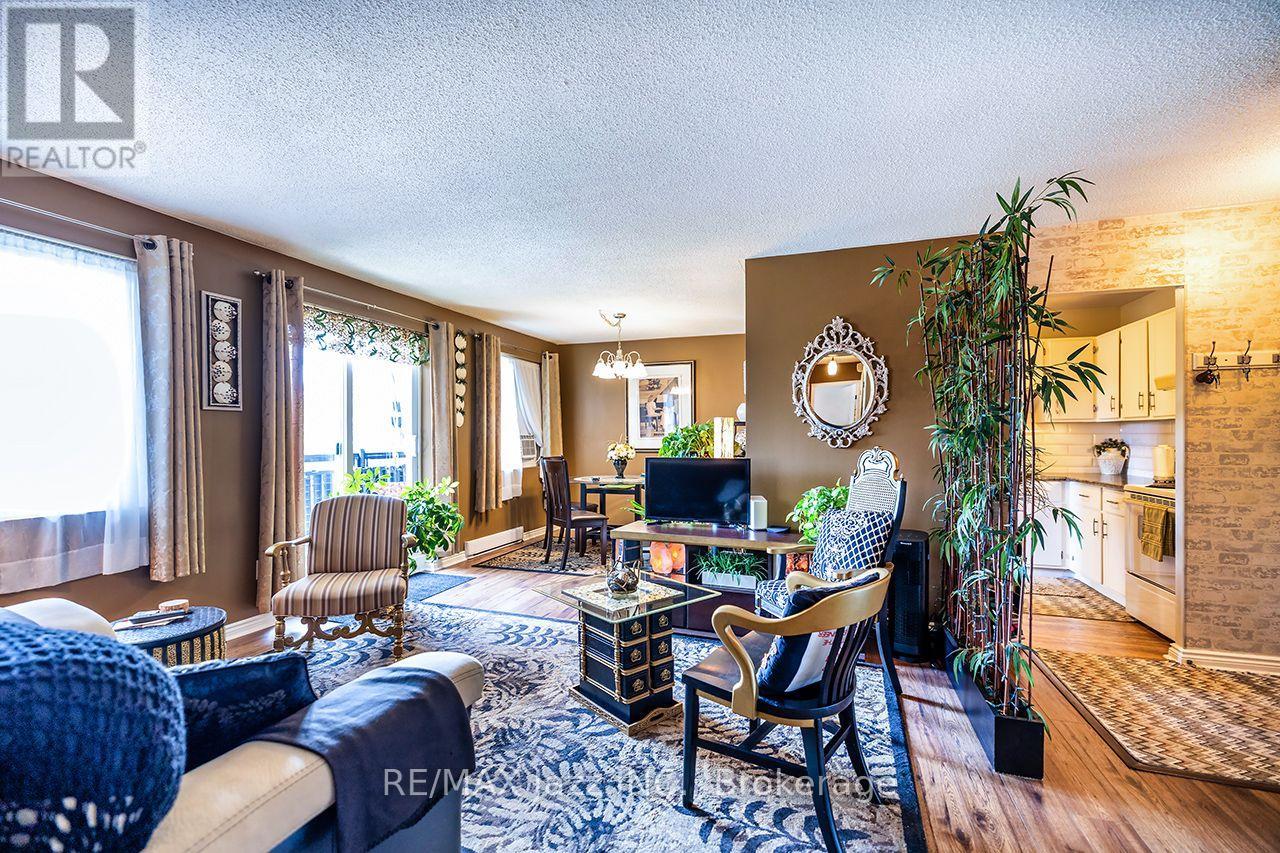 304 - 131 Taunton Road E, Oshawa (Centennial), Ontario  L1G 3T8 - Photo 2 - E13764532