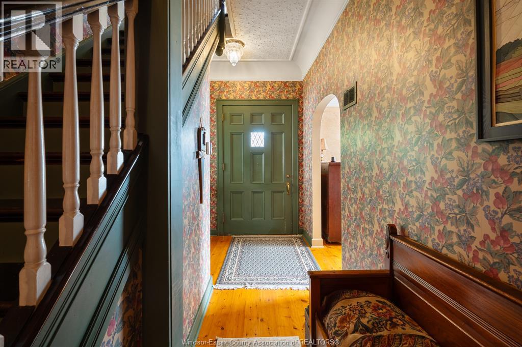 99 Talbot Street West, Leamington, Ontario  N8H 1M7 - Photo 10 - 26021701