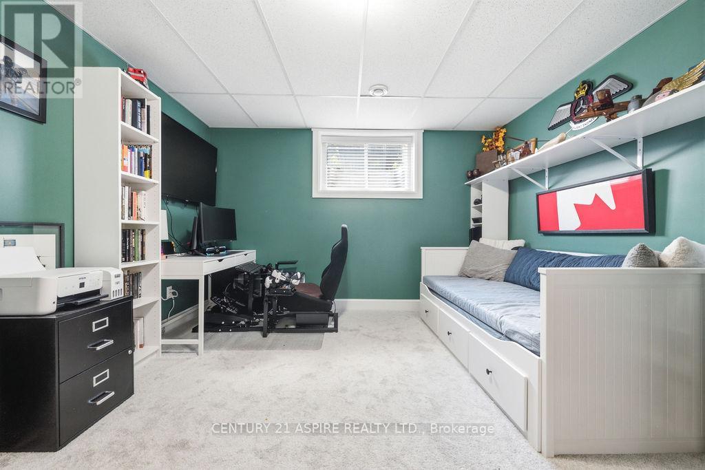 6 Zachary Street, Petawawa, Ontario  K8H 0G5 - Photo 36 - X13764604