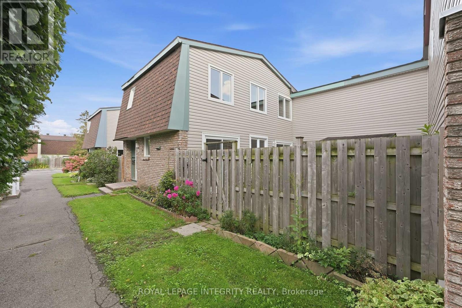 30 - 2057 Jasmine Crescent, Ottawa, Ontario  K1J 7W2 - Photo 4 - X13764478