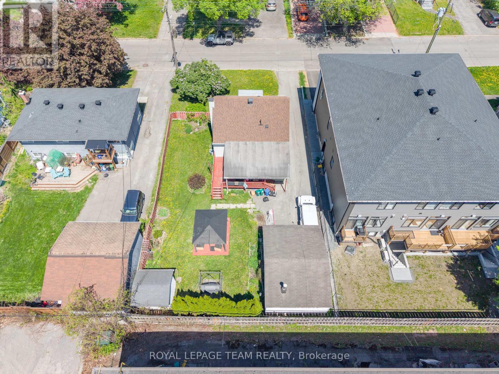 464 Mutual Street, Ottawa, Ontario  K1K 1C8 - Photo 11 - X13764500