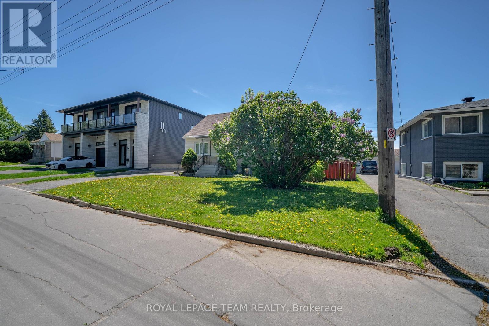 464 Mutual Street, Ottawa, Ontario  K1K 1C8 - Photo 3 - X13764500