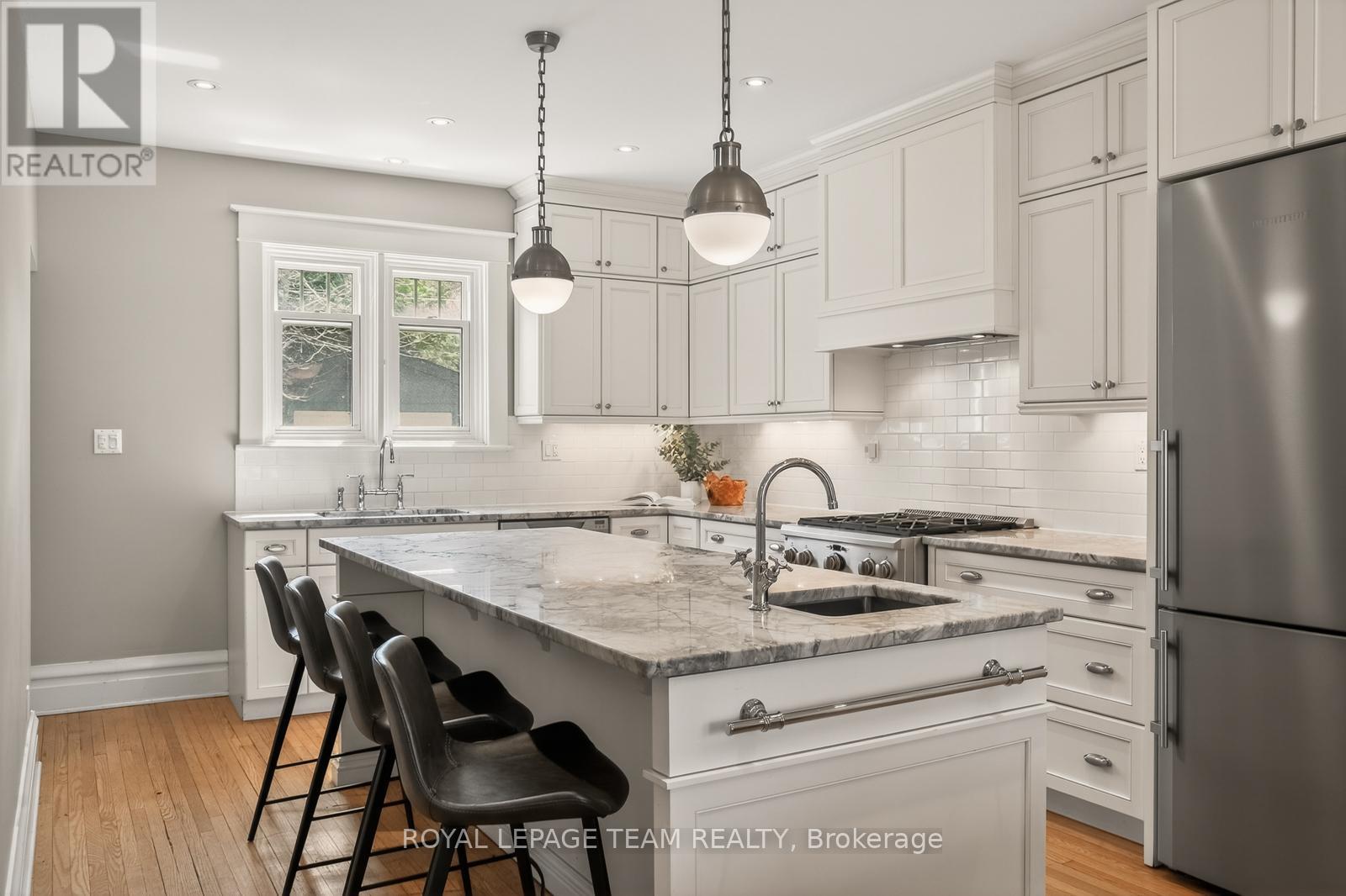 318 Clemow Avenue, Ottawa, Ontario  K1S 2B8 - Photo 9 - X13764542