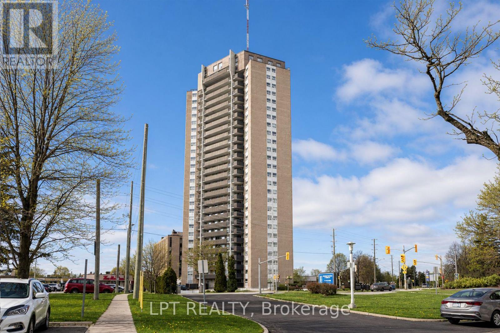 802 - 1380 Prince Of Wales Drive, Ottawa, Ontario  K2C 3N5 - Photo 3 - X13764612