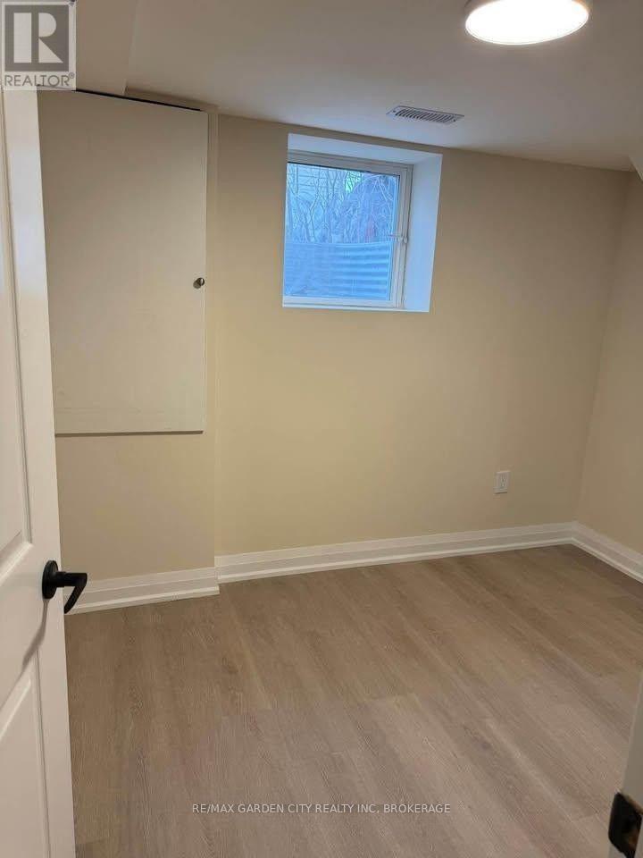 Lwr-2b - 60 Wakelin Terrace, St. Catharines, Ontario  L2M 4K9 - Photo 5 - X13764540