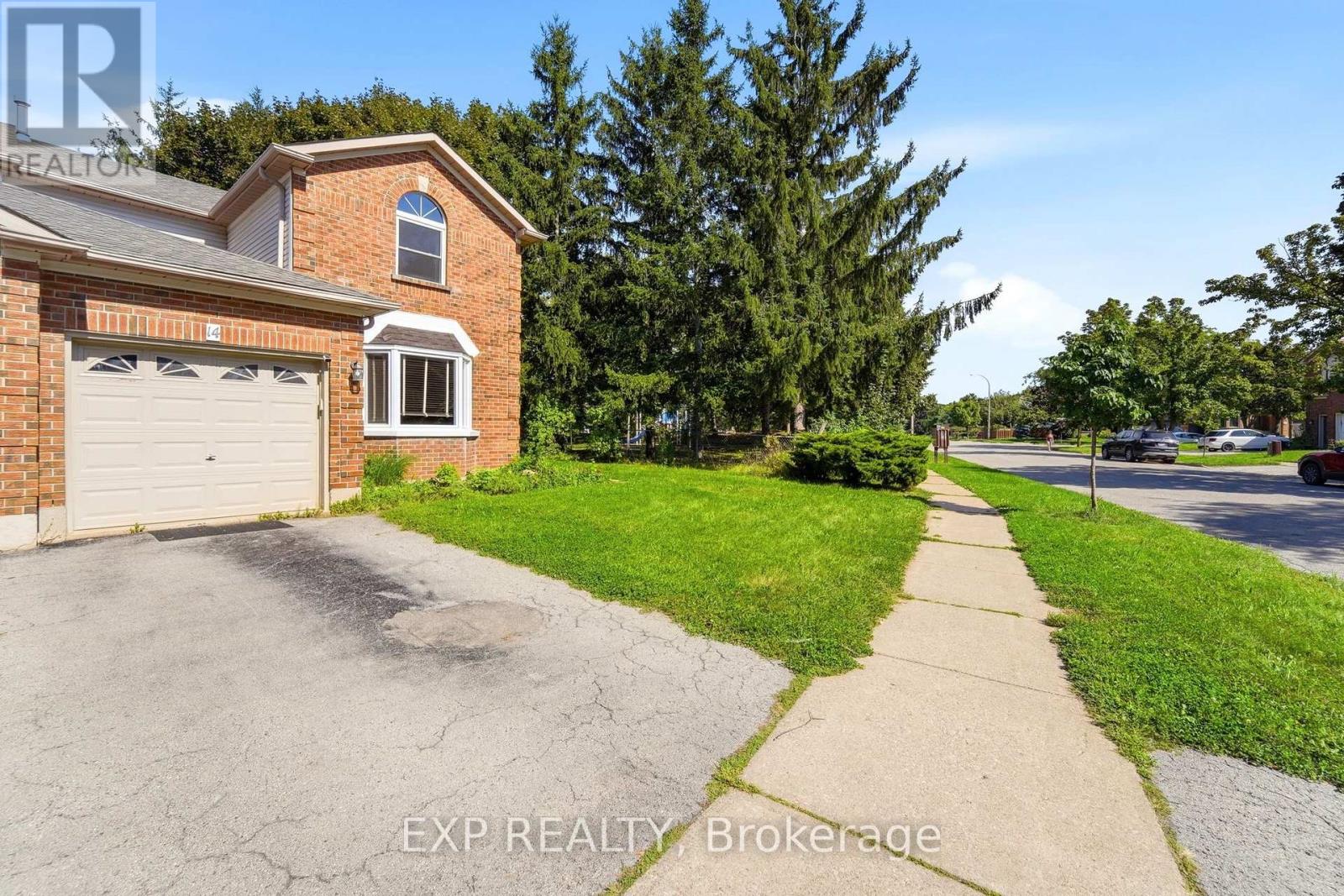 14 Hedge Lawn Drive, Grimsby, Ontario  L3M 5G9 - Photo 3 - X13764568