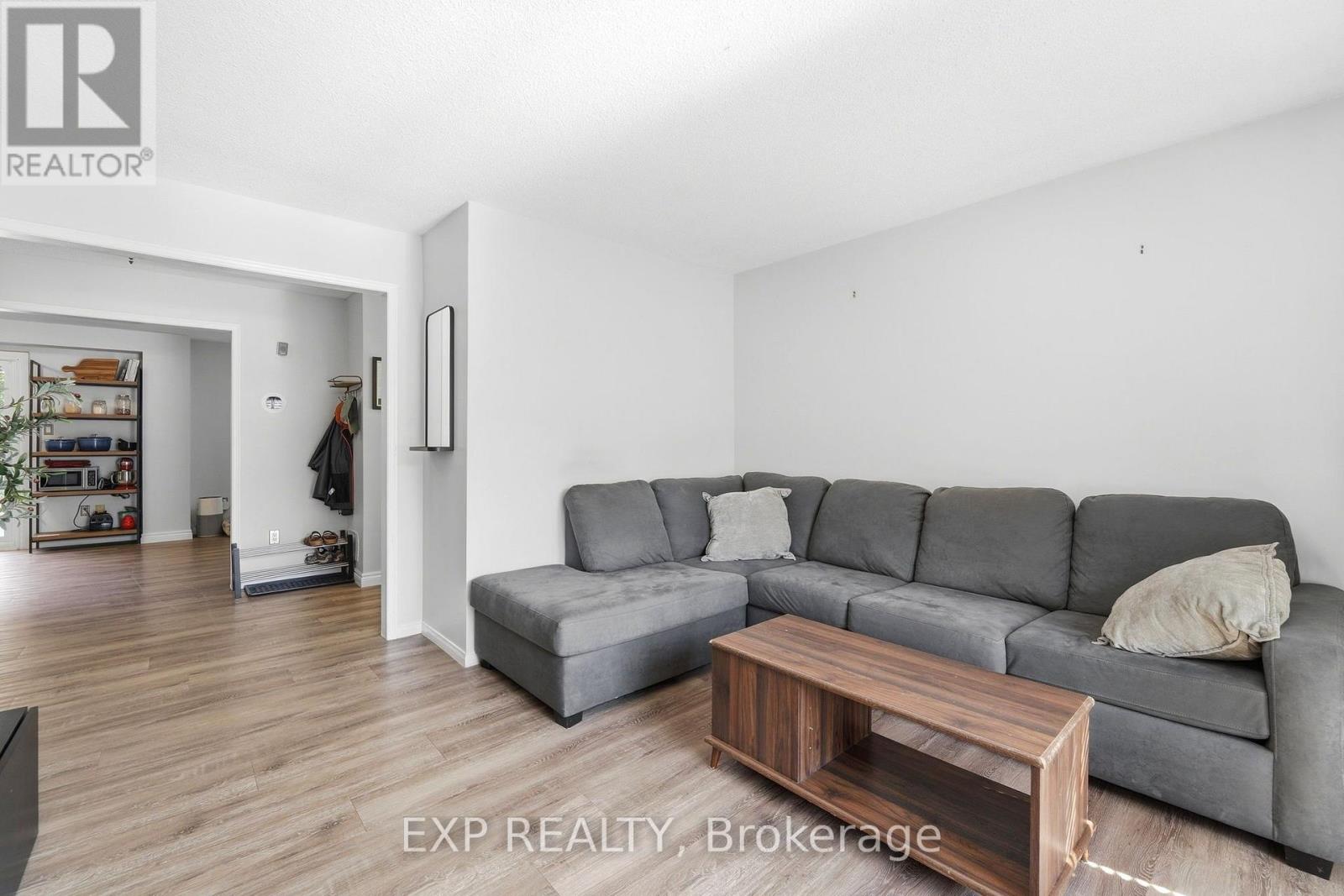 14 Hedge Lawn Drive, Grimsby, Ontario  L3M 5G9 - Photo 9 - X13764568