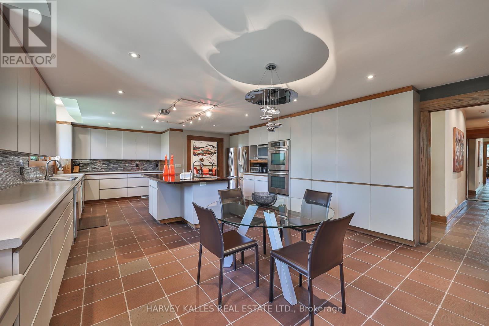 223 Hillhurst Boulevard, Toronto, Ontario  M5N 1P3 - Photo 14 - C13764514