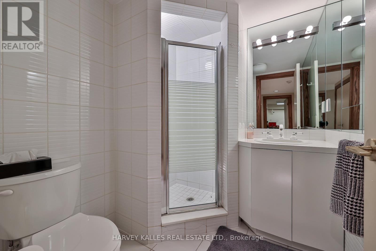 223 Hillhurst Boulevard, Toronto, Ontario  M5N 1P3 - Photo 32 - C13764514